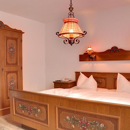 Hotel Schwalenberger Malkasten 슈나이더슈발렌베르크 외부 사진
