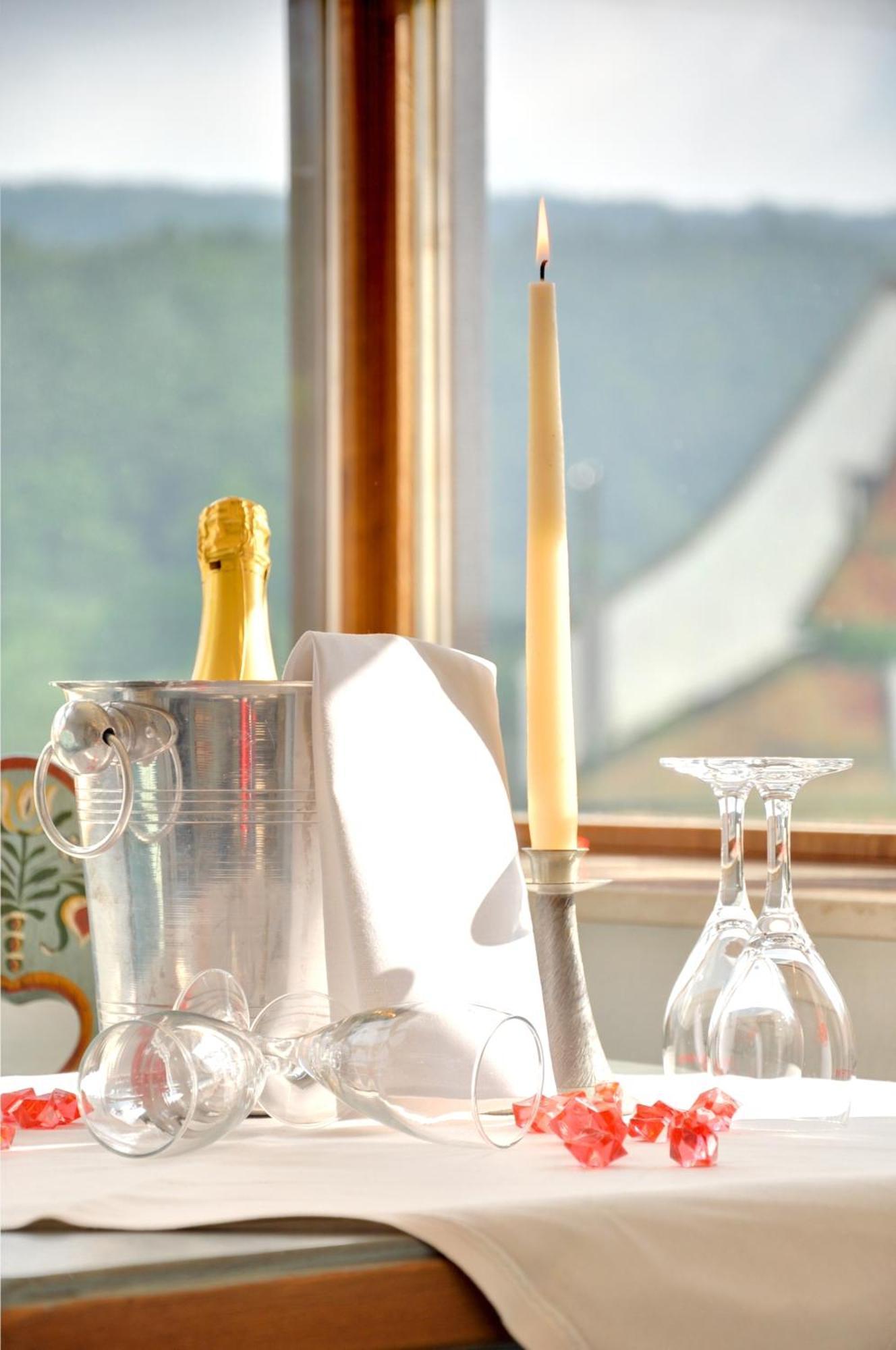 Hotel Schwalenberger Malkasten 슈나이더슈발렌베르크 외부 사진